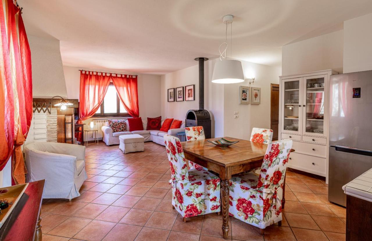 Casa Vacanze Colonnata Gubbio Exteriér fotografie